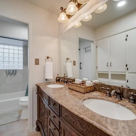 Stunning 5Br 2Ba Holiday Home With Private Pool And Cinema Dallas Exterior photo