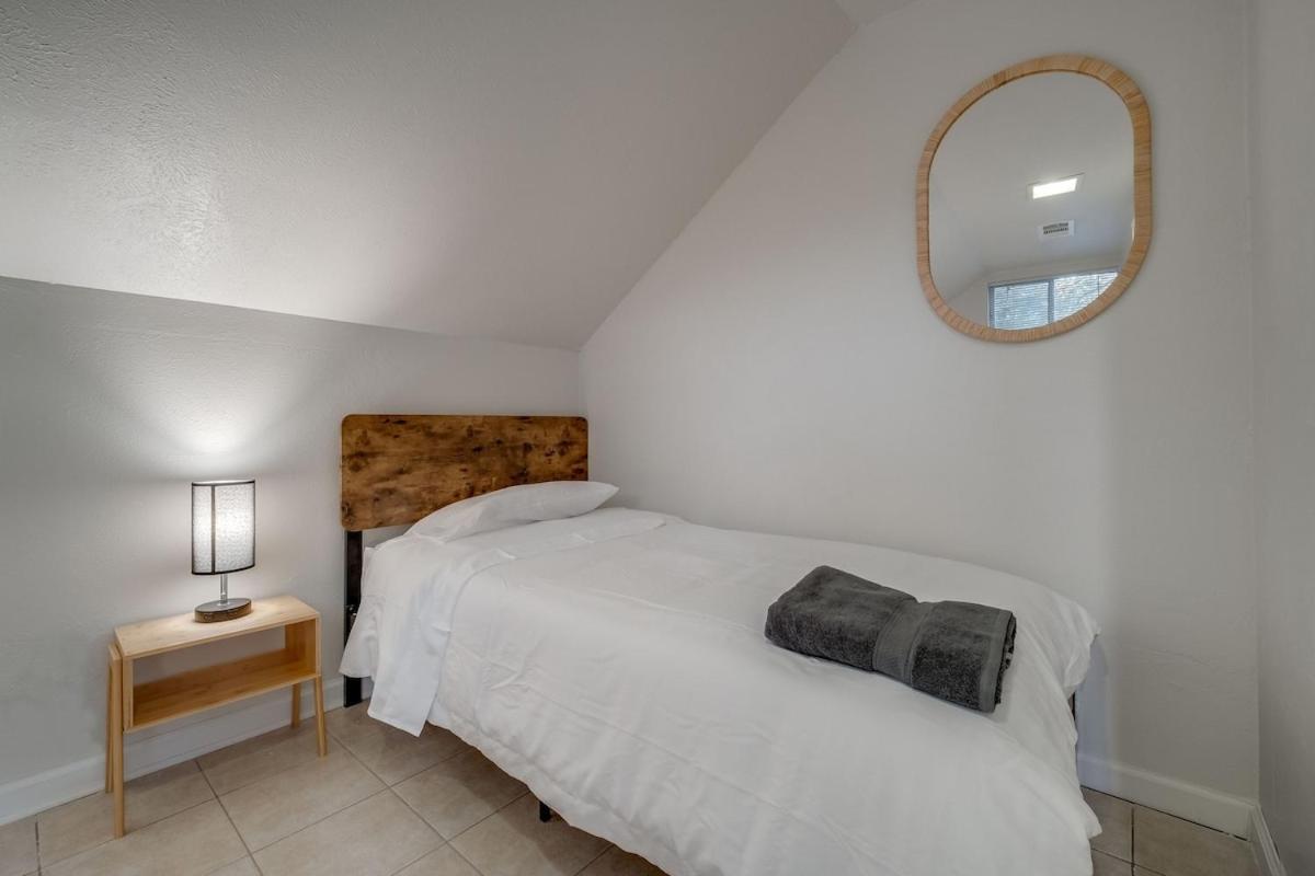 Stunning 5br 2ba With Private Pool And Cinema * Dallas